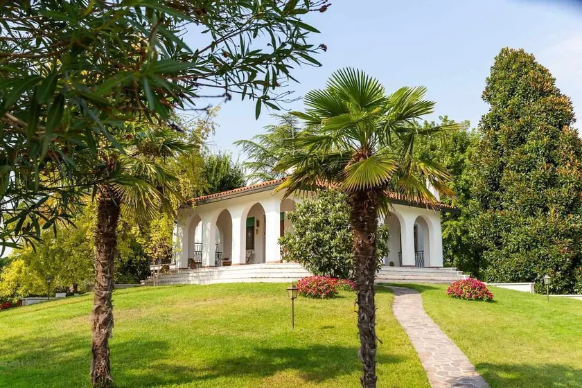 VILLA MAGNOLIA - Image 1