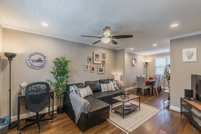 Beautiful 3br 2ba House cozy backyard CozySuites - Image 1