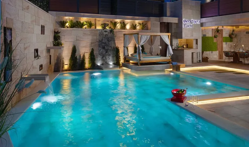 Villa Arbanessa with Heated Pool - Image 1