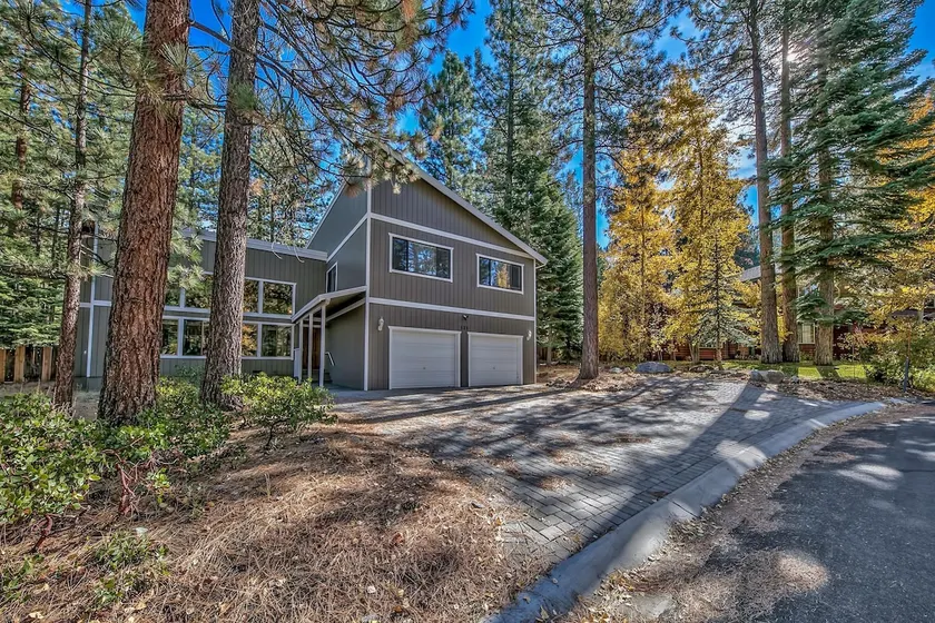 Meadow Drive Home In Beautiful Lake Tahoe Nevada - Image 1
