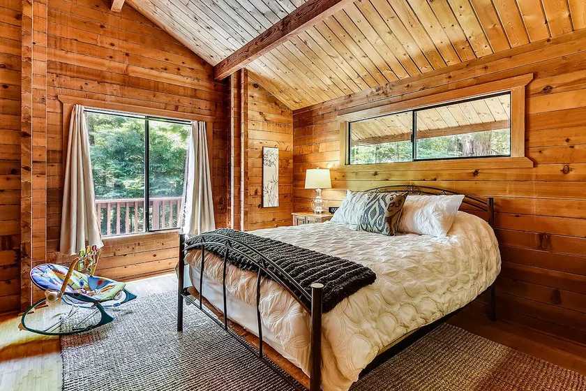 Private & Peaceful Forest Hideaway, Hot Tub - Image 1