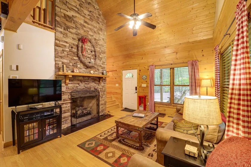 Private Cabin on 2 Acres: Hot Tub, 10 Mi to Boone! - Image 1