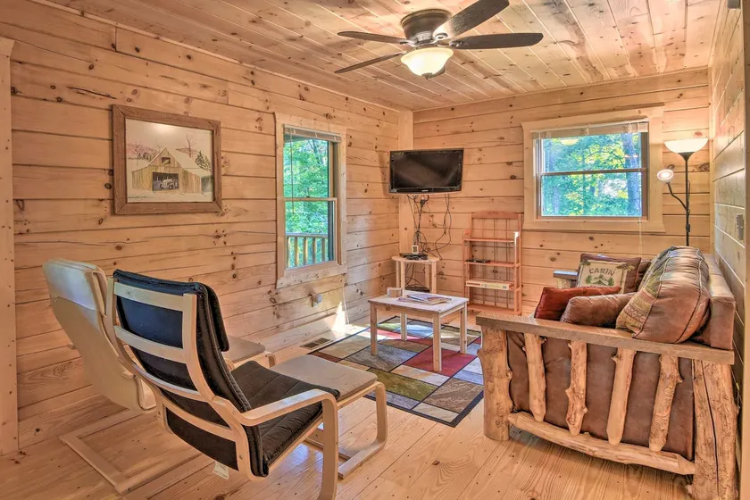Secluded Cabin w/ Deck 13 Miles to Downtown Murphy - Image 1