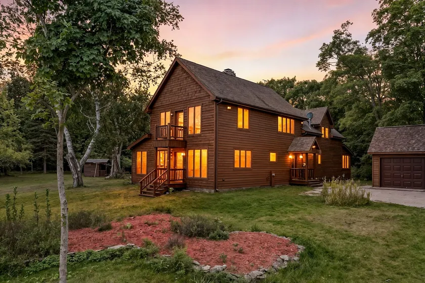 Newley remolded Northern Lights Farmhouse - Image 1