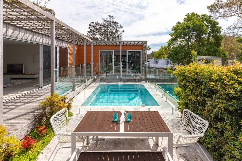 Boof's At Blueys ~ Plunge Pool ~ Pet friendly - Image 1