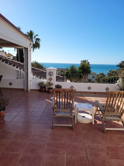 4 sovepladser - Torrox Beach Club - R985 - Image 1
