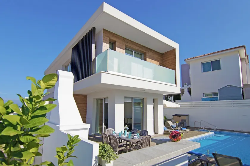 Thea Athena Villa - Walking to Mouzura Beach - Image 1
