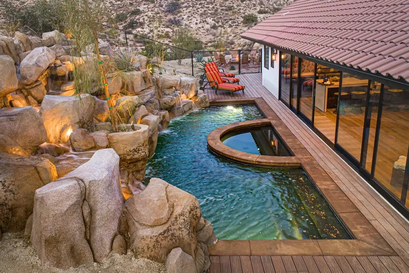 Luxury HGTV Designer Retreat | Pool, Spa & Stunnin - Image 1