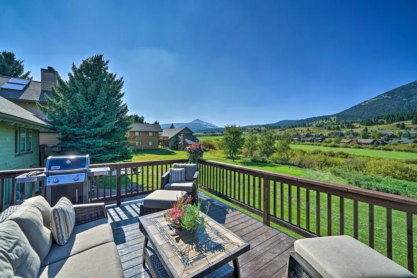 Vue magnifique! Meilleure offre à Big Sky hiver / été: WIFI, HotTub, piscine, cheminée - Image 1