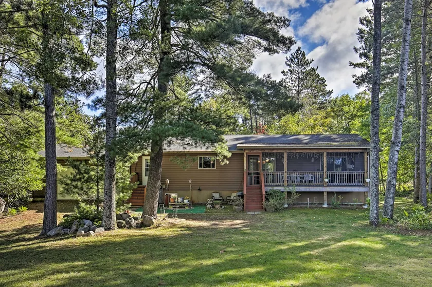 Lakefront Family Getaway w/ Private Deck & Dock! - Image 1