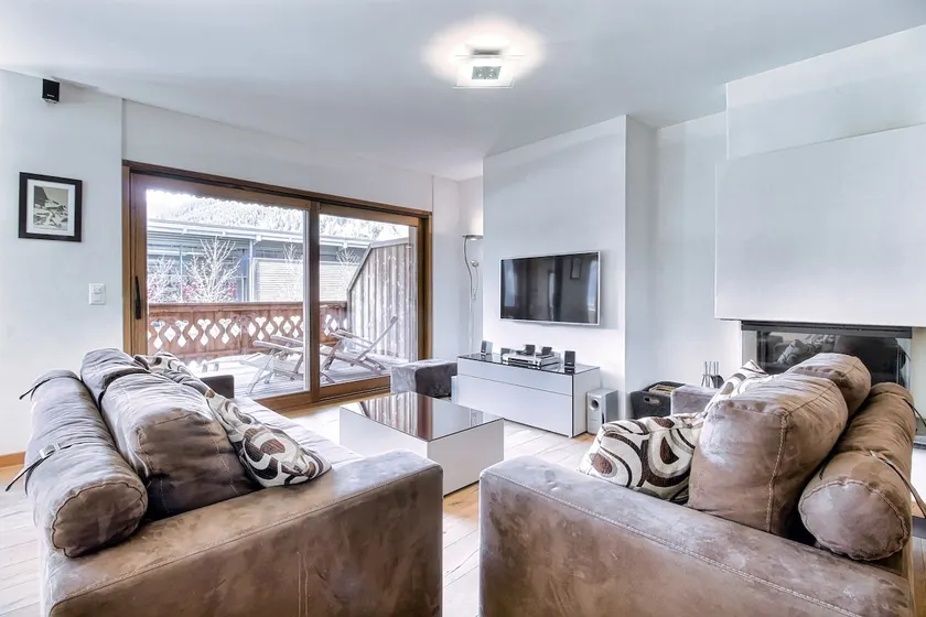 Spacious Next to cable car Lodge 6 - Image 1