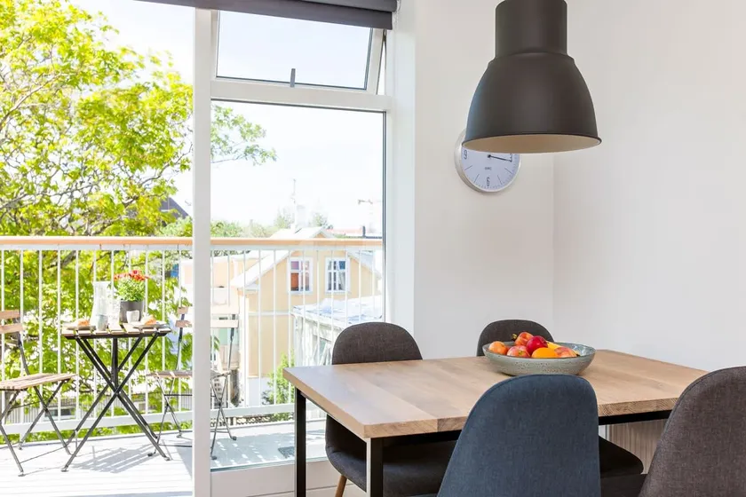 TYR 1 Bedroom Apartment - Image 1