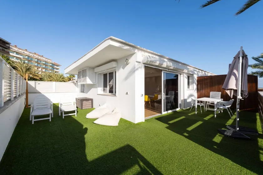 Next to the Beach – Sunset Dream Apartment - Image 1