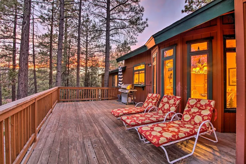 Hike, Ski, Fish: Big Bear Lake Lodge w/ Deck - Image 1