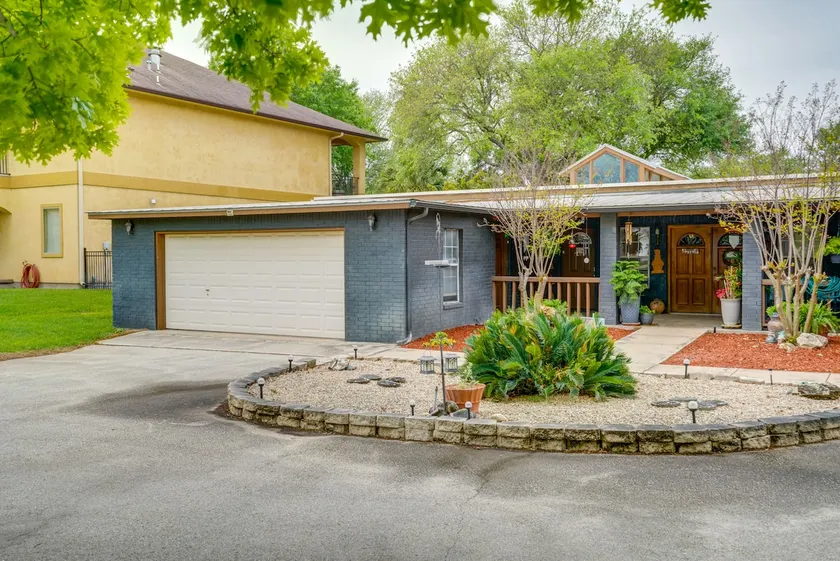 NEU! Guadalupe Riverfront House mit eigenem Dock! - Image 1