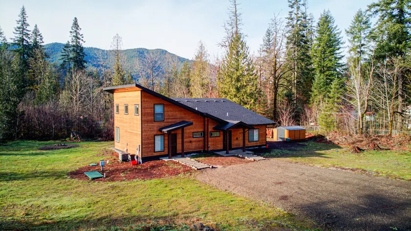 Modern Chalet Duplex - 2 - Image 1