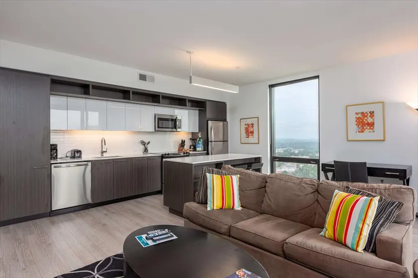 Stylish 2 Bedroom | Near Dulles Airport - Image 1