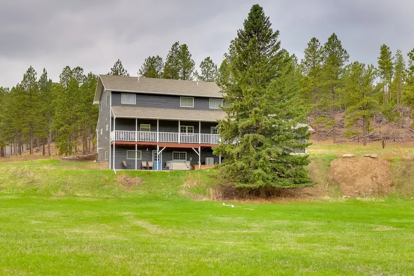 Mickelson Trail Access! Black Hills Group Lodge - Image 1