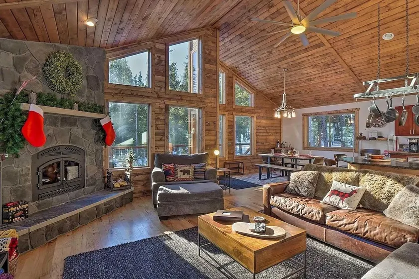 Luxury Mountain Getaway in Fairplay w/ Deck! - Image 1