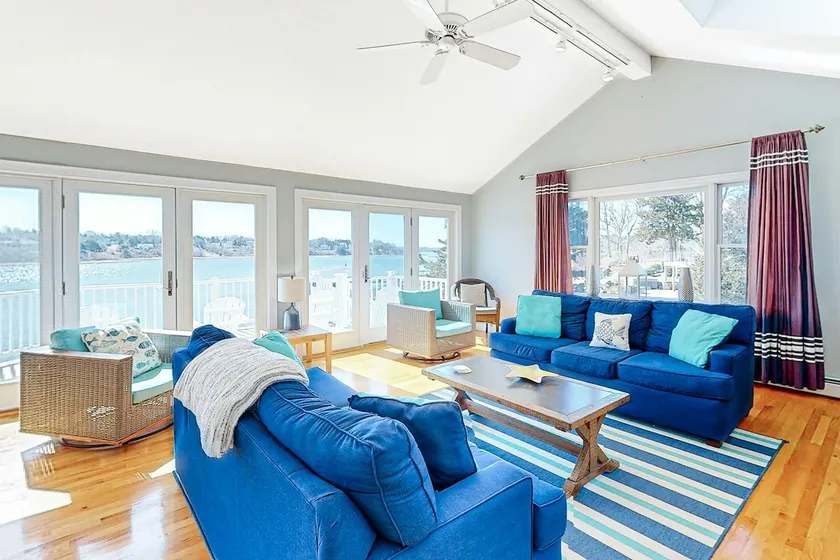 Updated Waterfront Gem on Saltwater Town Cove with - Image 1
