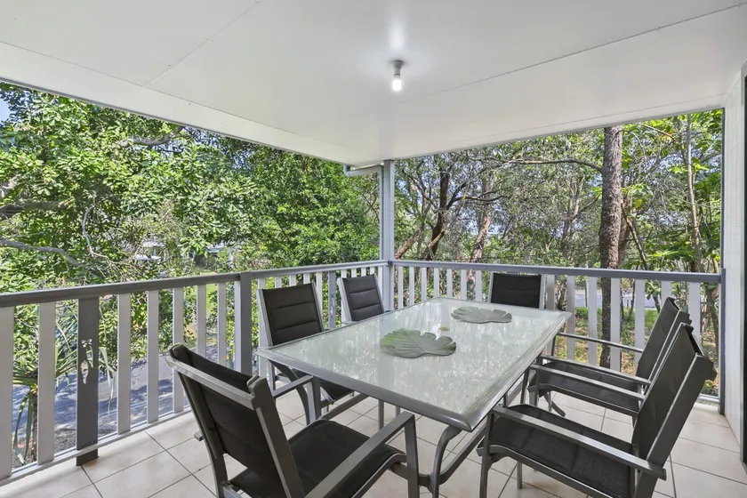 Billabong | 4 Bedroom, 2 Bathroom, Sleeps 9 - Image 1