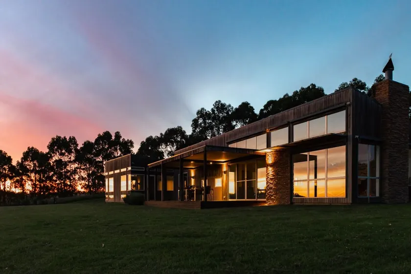 Tall Trees Country Escape - Image 1