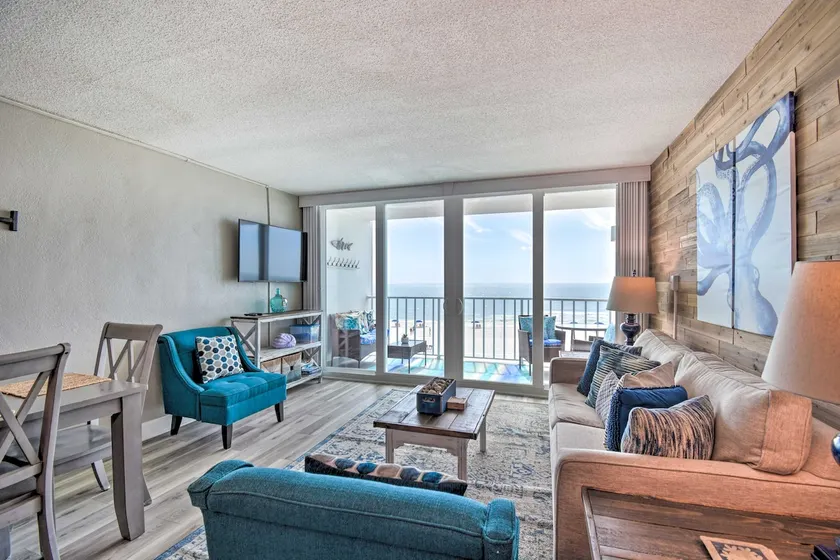 Beachfront Gulf Shores Condo w/ Community Pool! - Image 1