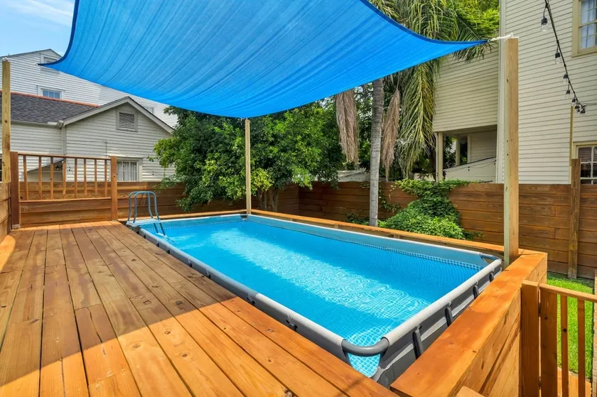 Magazine Street w/ private outdoor pool - Image 1