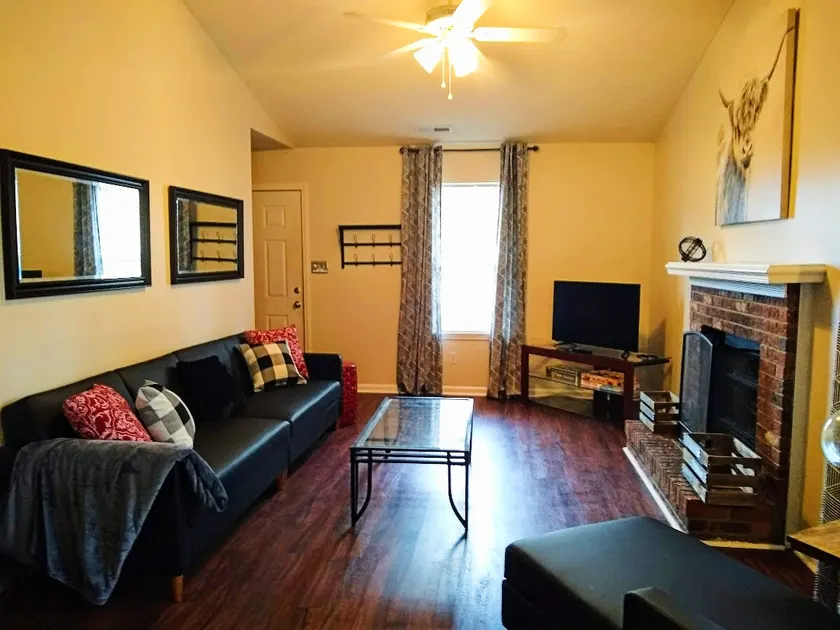 Midway Park Hideaway @ TopShelfStays - Image 1