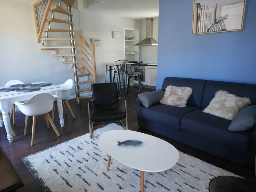 Apartment-Ensuite with Shower-Terrace-ISLE 3 - Image 1
