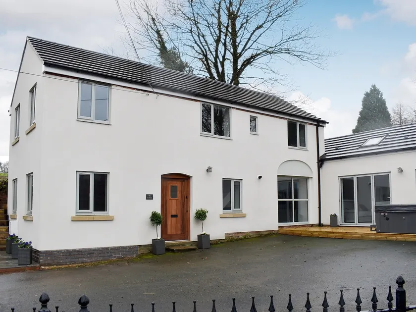 The Cottage - Image 1