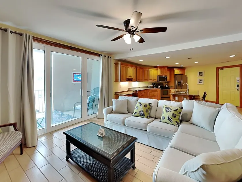 Tybee Beach Club 137 - Image 1
