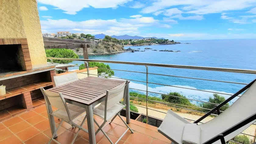 Cau del Llop 77 - Ático con terraza y vistas - Image 1
