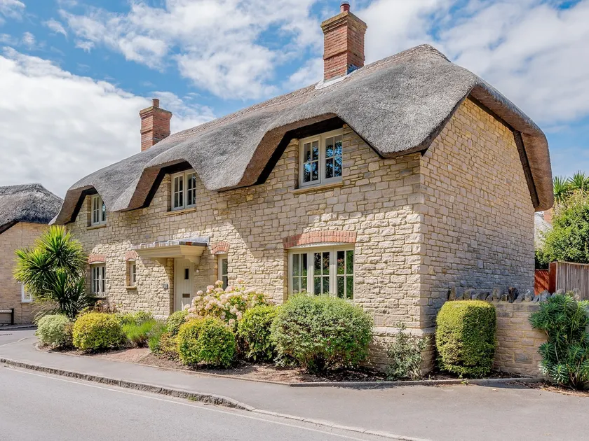 Hambury House - Image 1
