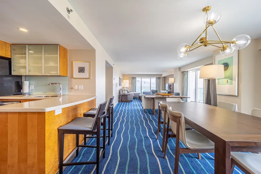 Ala Moana Hotelcondo 3326 2br/2.5ba Royal Suite - Image 1