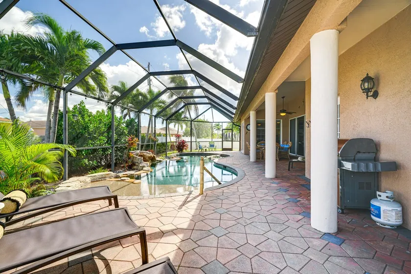 Spacious Oasis w/ Lagoon Pool & Spa in Cape Coral! - Image 1