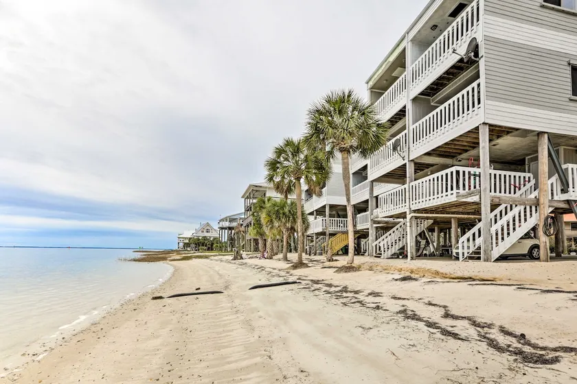 Waterfront Escape w/ Balcony on Shell Point Beach! - Image 1