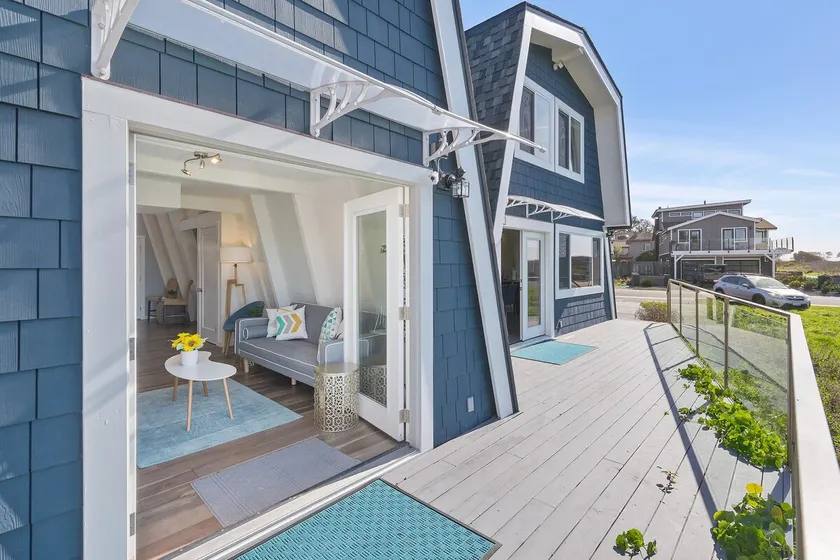 ☀️5BD 3BA☀️Sunny Duplex Next To Beach !! - Image 1