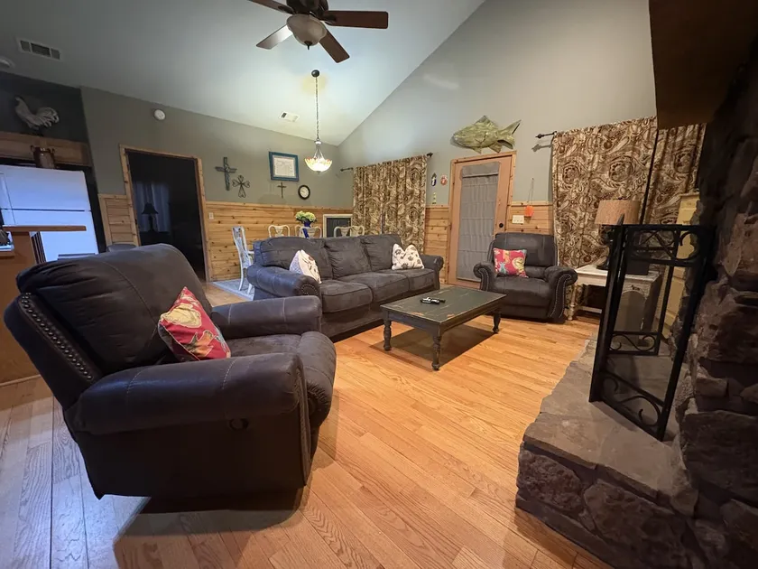 Reel Comfort Cabin ~ am Little Red River - Image 1