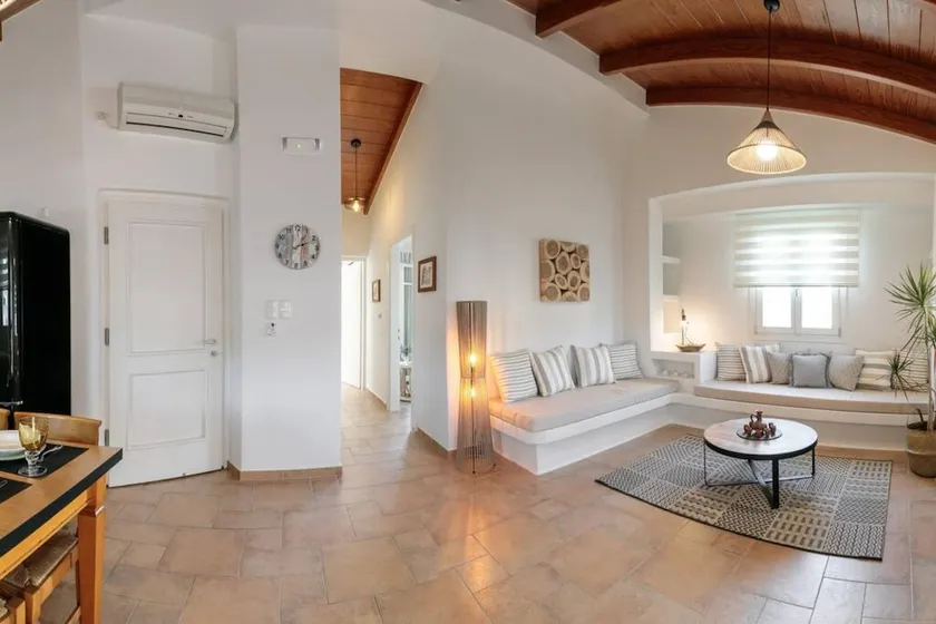 Naxos Chalkion Beautiful Detsis House with jacuzzi - Image 1