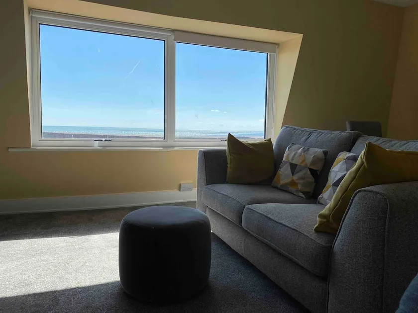 The Sky Lounge - Image 1
