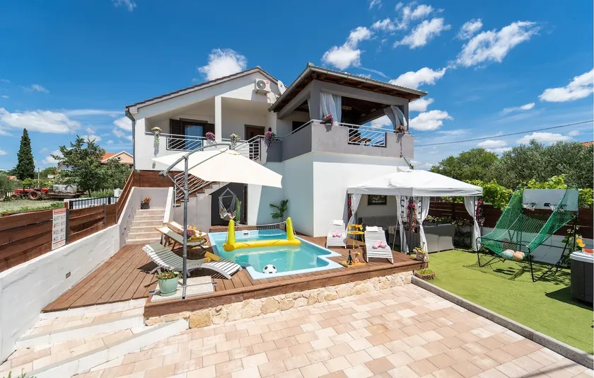 Pet Friendly Home In Tinj - Image 1