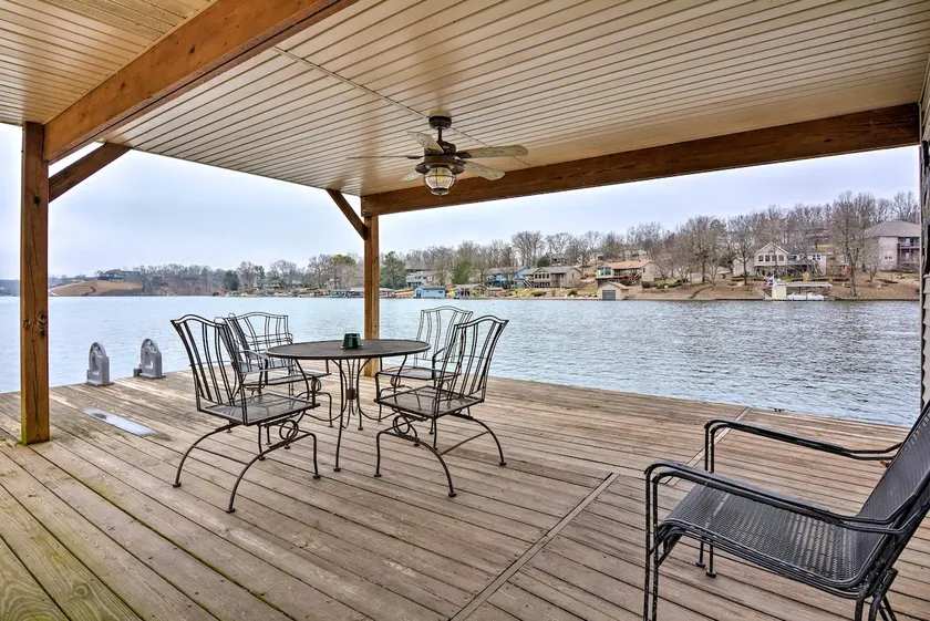 Bella Vista Home w/ Kayaks & Deck on Loch Lomond! - Image 1