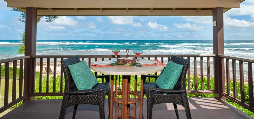 Seaside Escape: Views, Wi-Fi, Steps to the Sand - Image 1