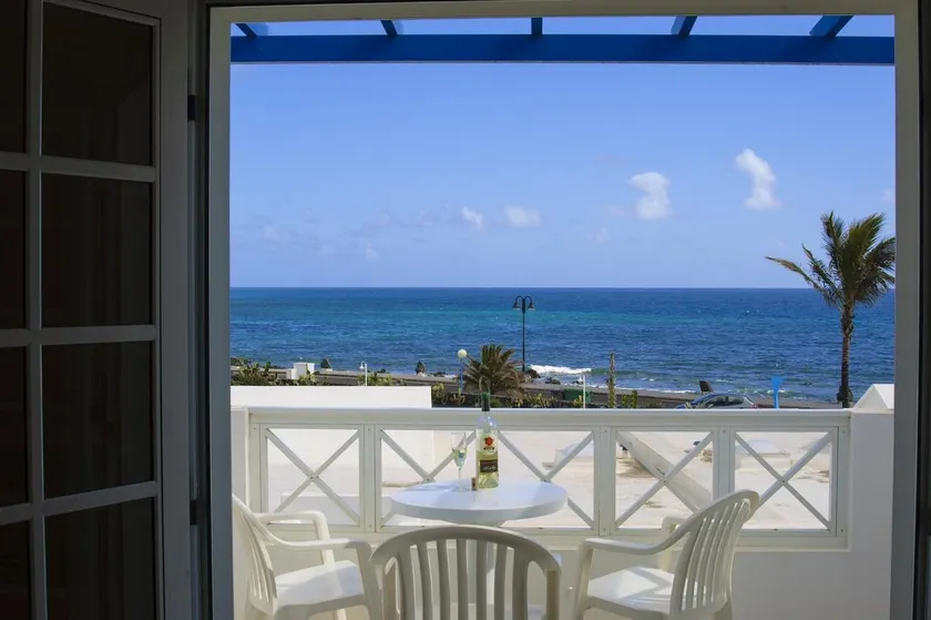 La Casita Azul - Image 1