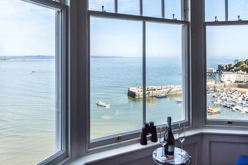 Fisherman's Catch - Two Bedroom Luxury Apartment - Tenby - Image 1