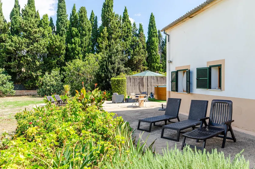YourHouse La Suerte - Image 1