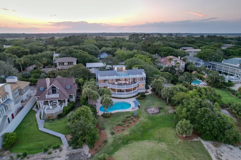 Luxus Haus am Meer mit Pool, Gästehaus, Tiki Bar und direktem Zugang zum Strand - Image 1