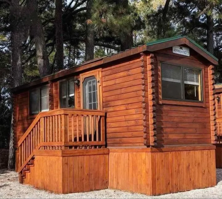 Log Cabin (PF) - Image 1