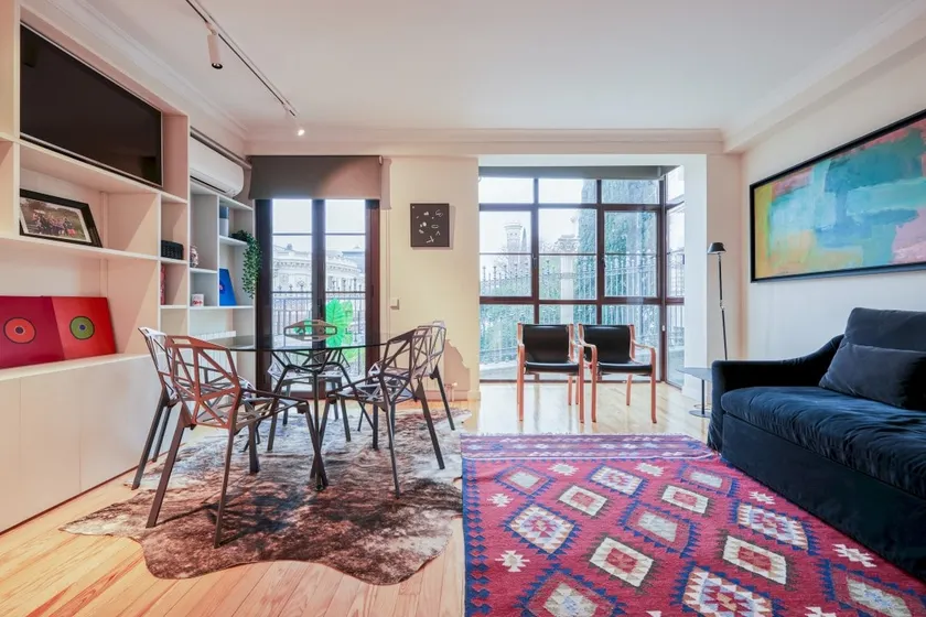 Bright Luxurious - 1BD 2BTH - AtochaRetiro - Image 1